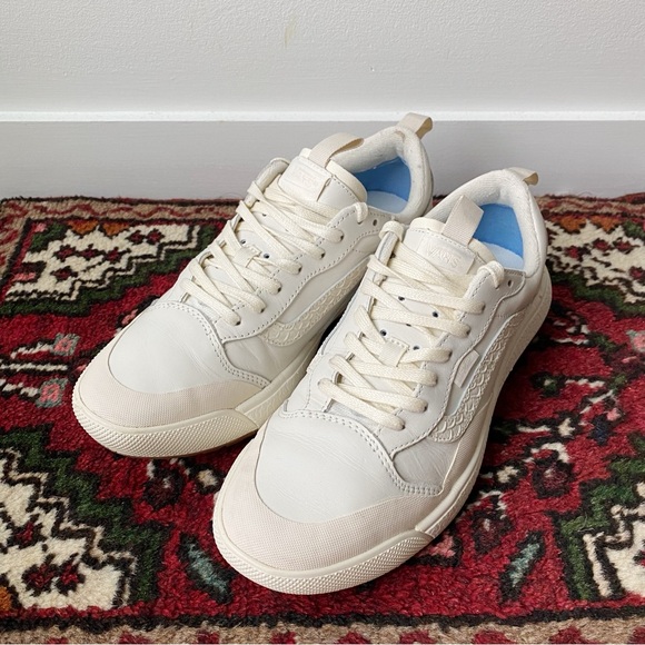 SOLD 🎁 • Vans • *Sample* Ultra Range Exo Beige Sneakers Sz 10.5 - Picture 1 of 7